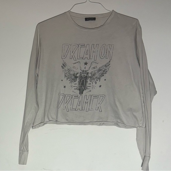 zutter Tops - Zutter USA Dream On Dreamer Beige Long Sleeve Crop Top